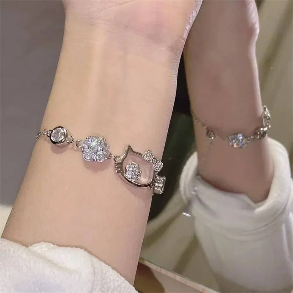 Women's Bracelet Hello Kitty Silver Tone with CZ's & Crystals Small NEW - Picture 3 of 3
